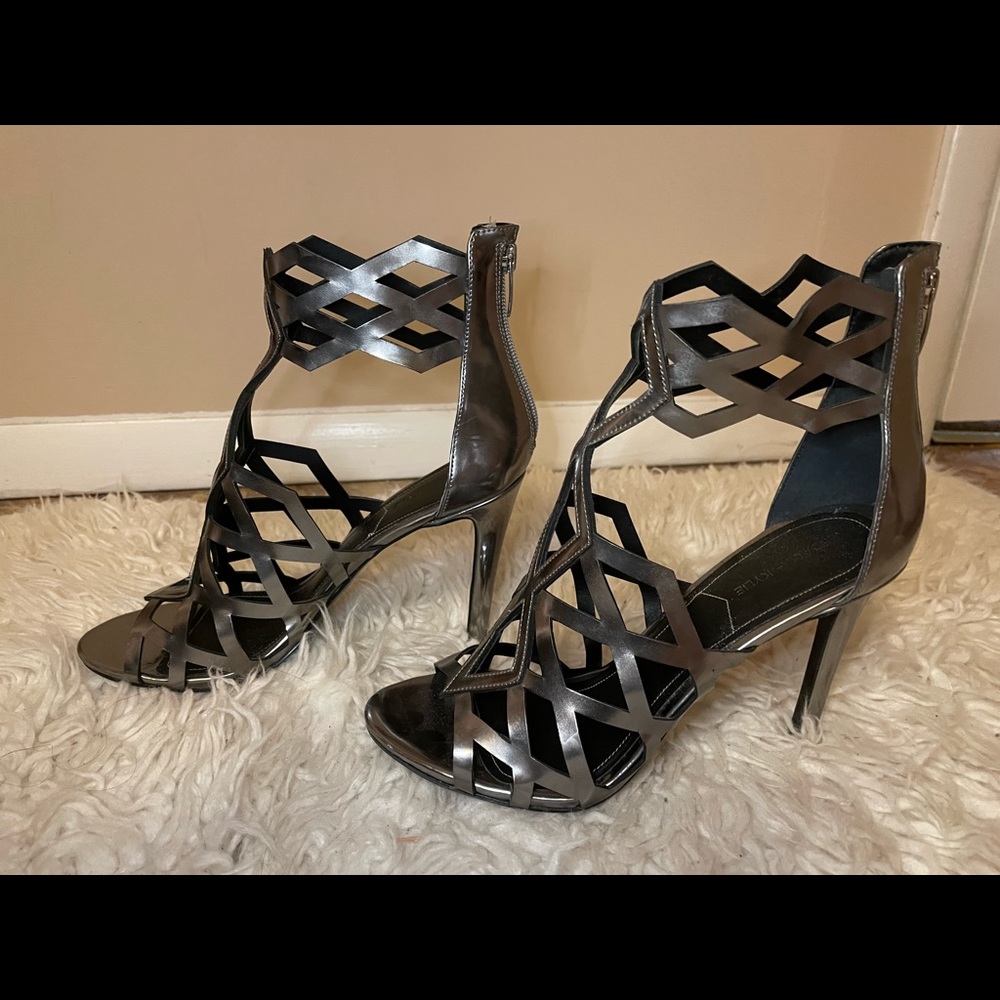 Kendall & Kylie silver high heel size 9